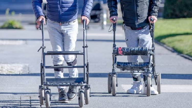 Paralyzed people can now walk again